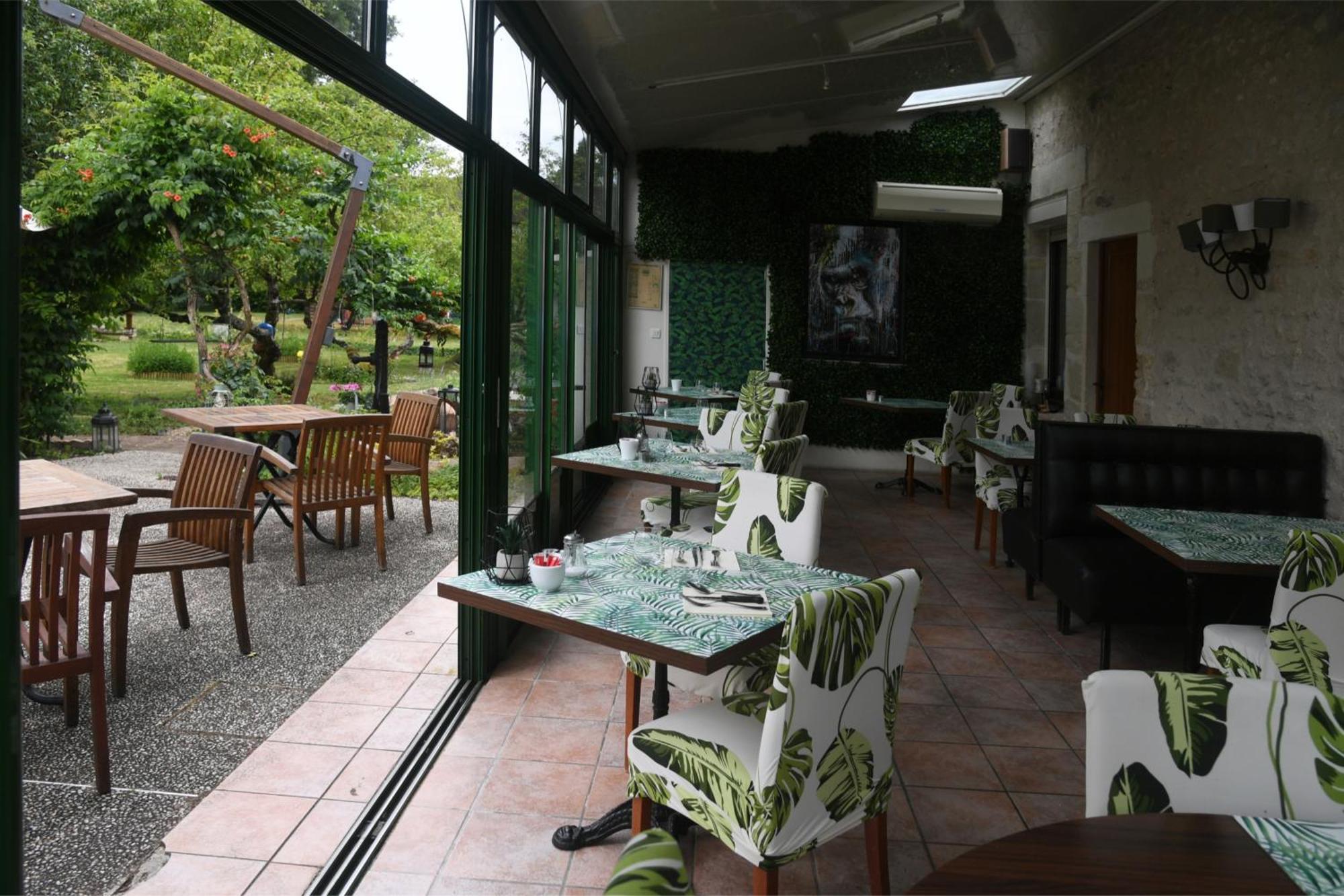 Logis Auberge De Launay Limeray Exterior foto